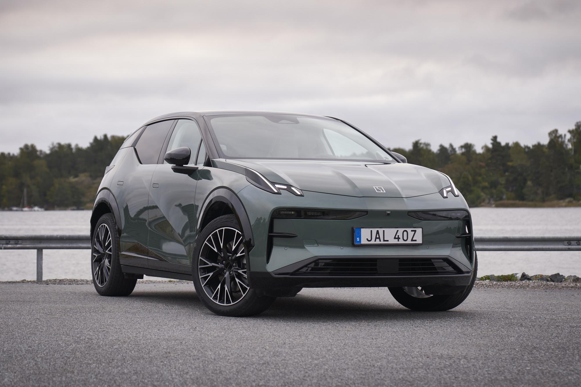 H Zeekr ήρθε στην Ελλάδα με τρία νέα μοντέλα [+τιμές]